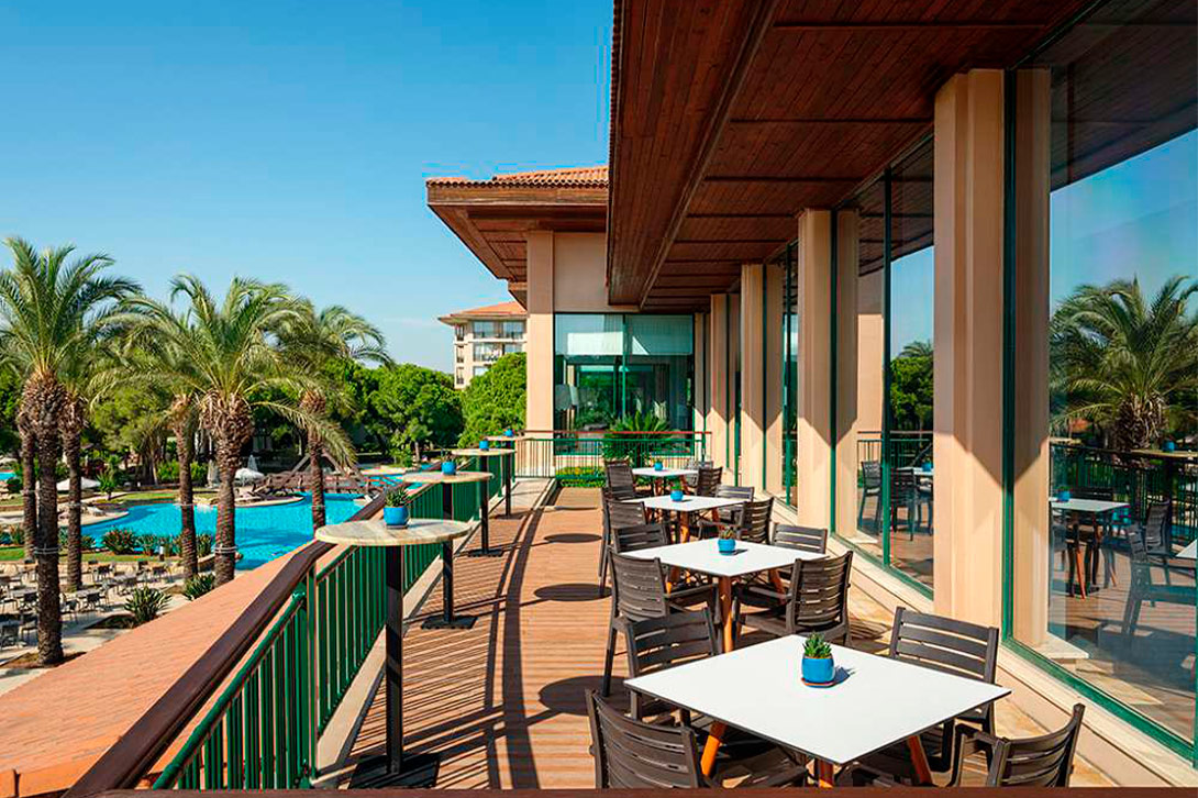 cheap resort hotels to Spend holiday with family