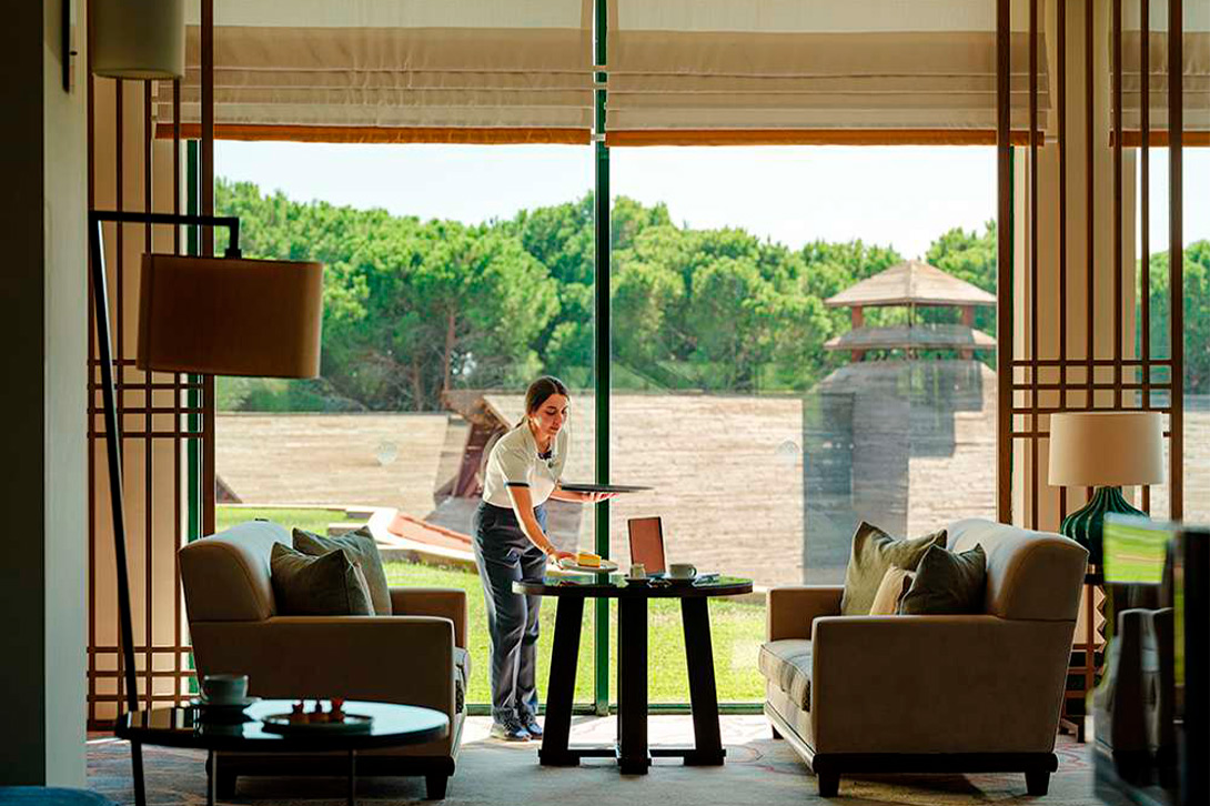 cheap resort hotels to Spend holiday with family