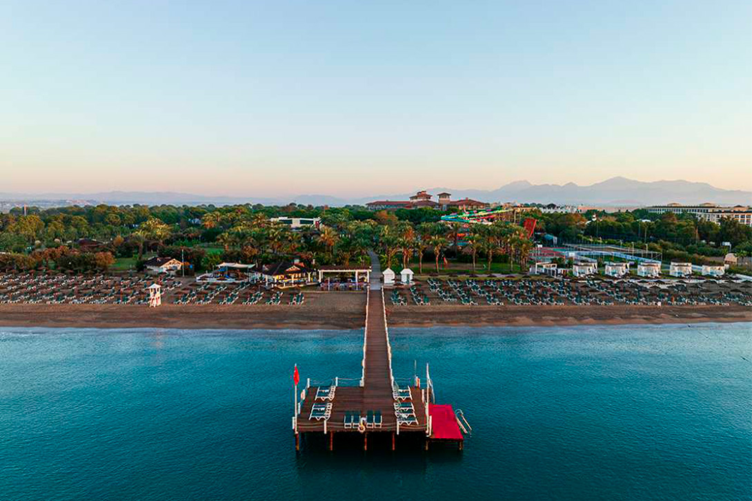 cheap resort hotels to Spend holiday with family