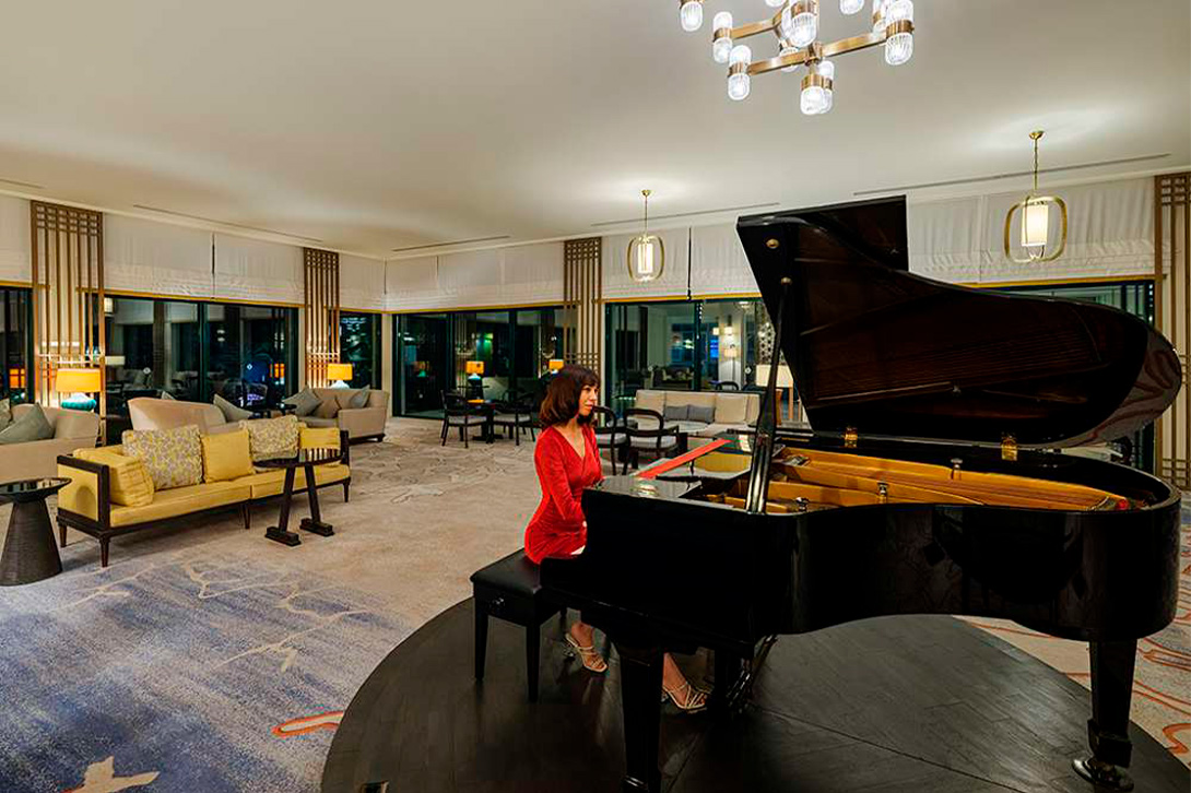 cheap resort hotels to Spend holiday with family