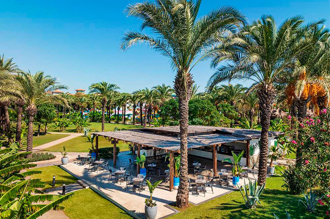 cheap resort hotels to Spend holiday with family