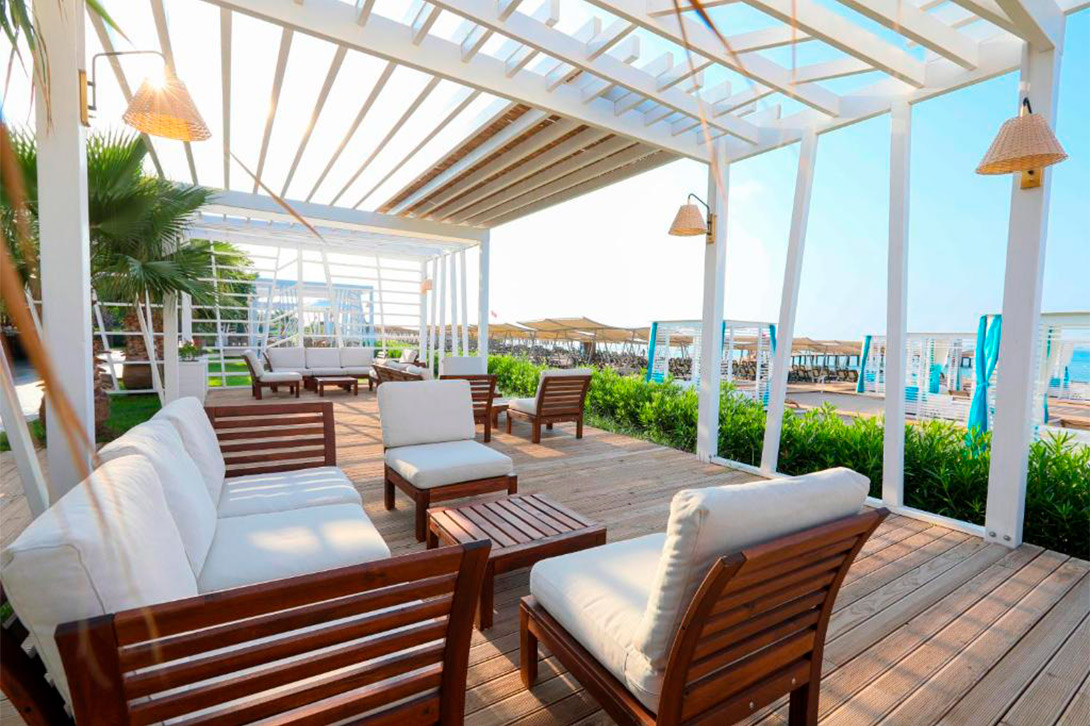 cheap resort hotels to Spend holiday with family