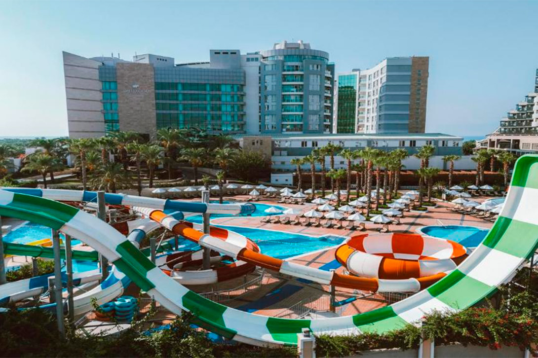 cheap resort hotels to Spend holiday with family