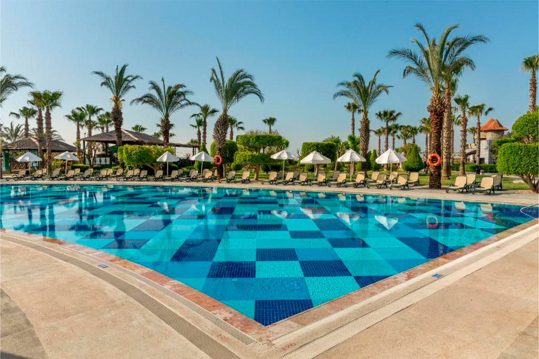  sherwood lara outdoor pool