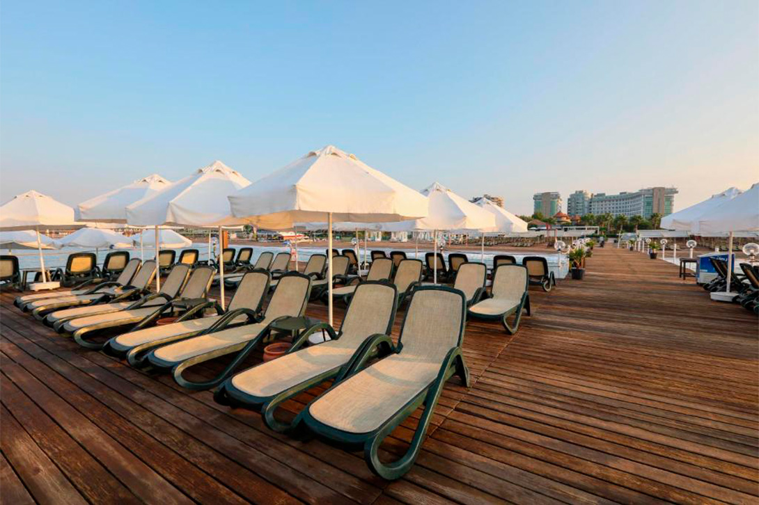 cheap resort hotels to Spend holiday with family