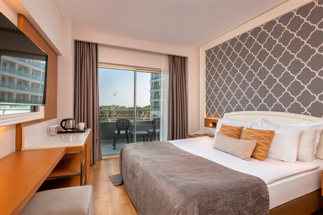 cheap resort hotels to Spend holiday with family