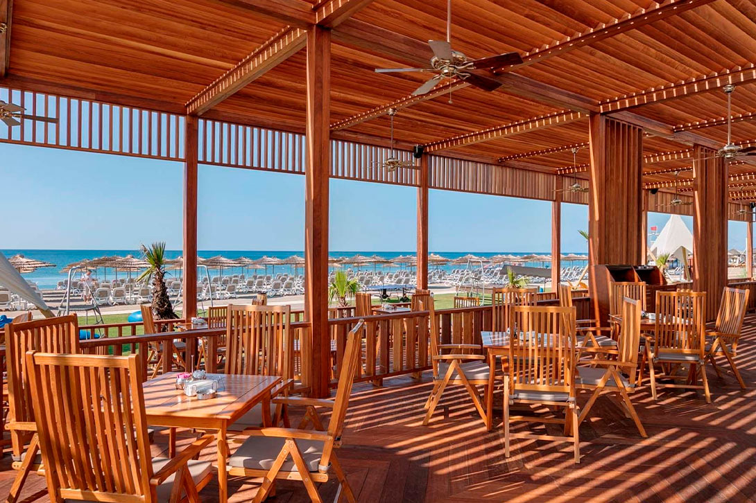 cheap resort hotels to Spend holiday with family