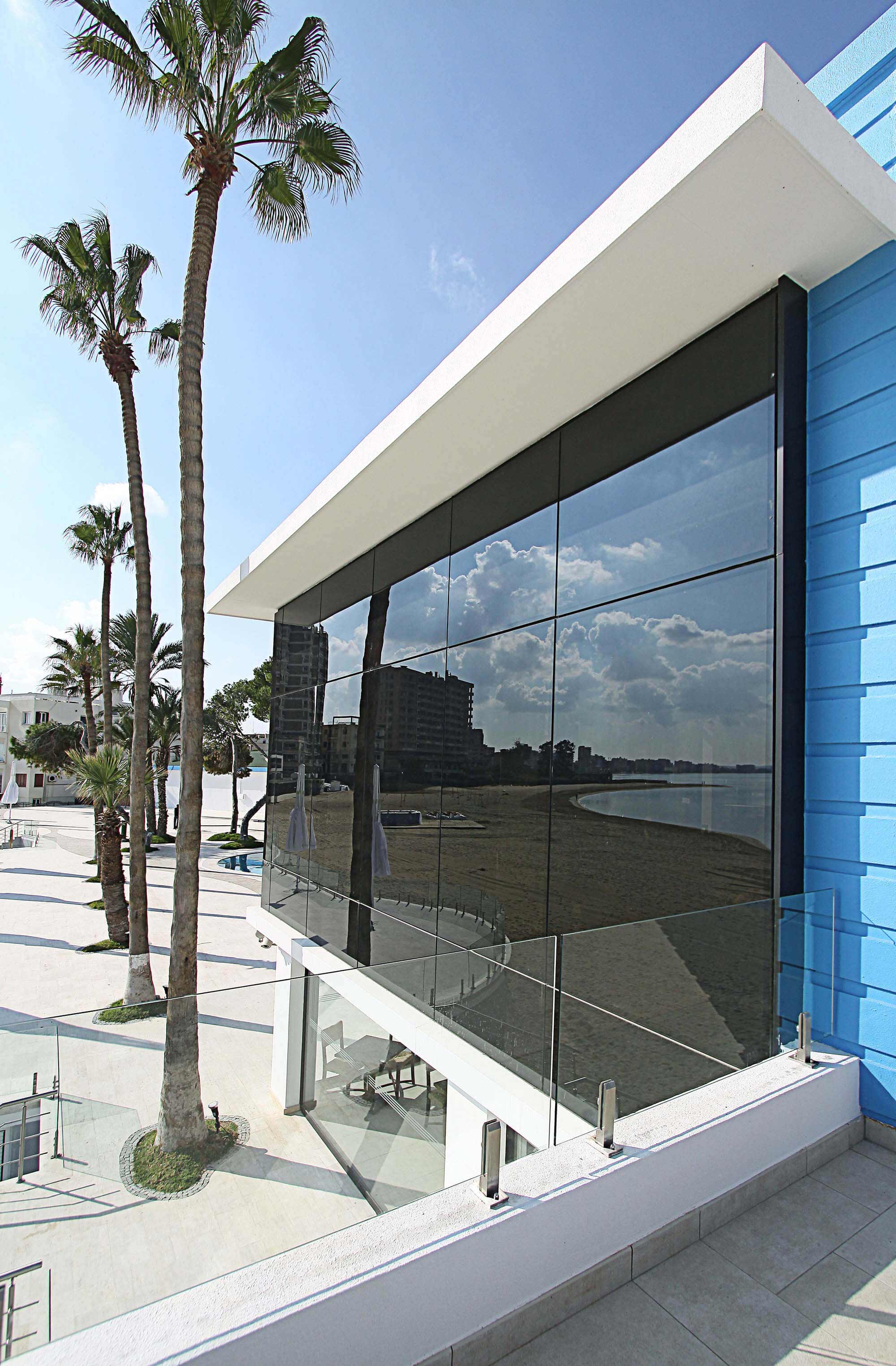 cheap resort hotels to Spend holiday with family