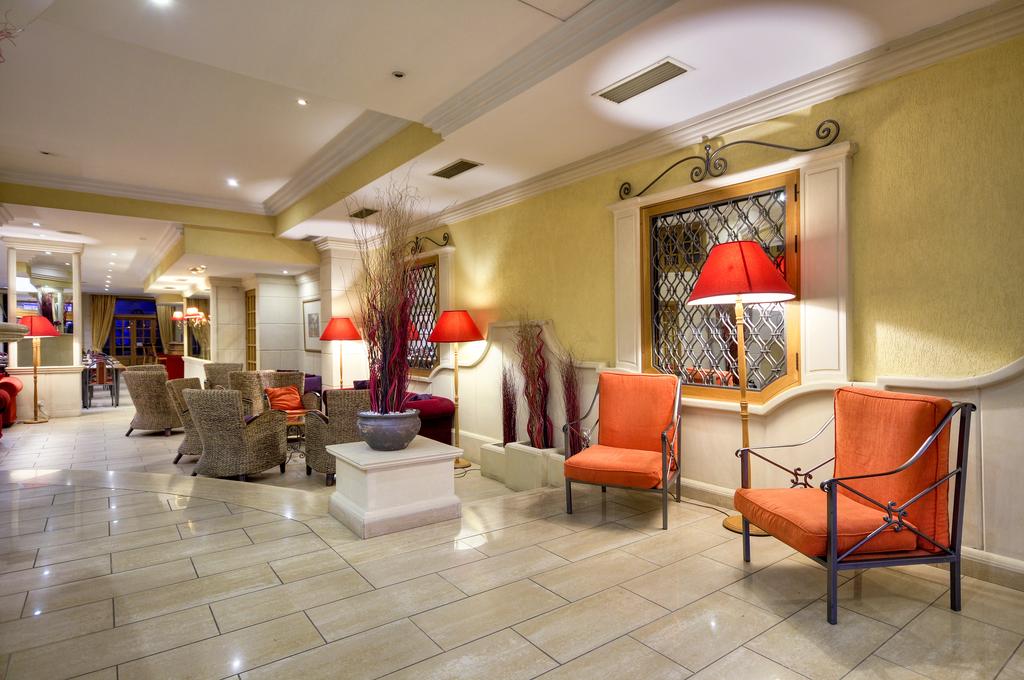 cheap resort hotels to Spend holiday with family