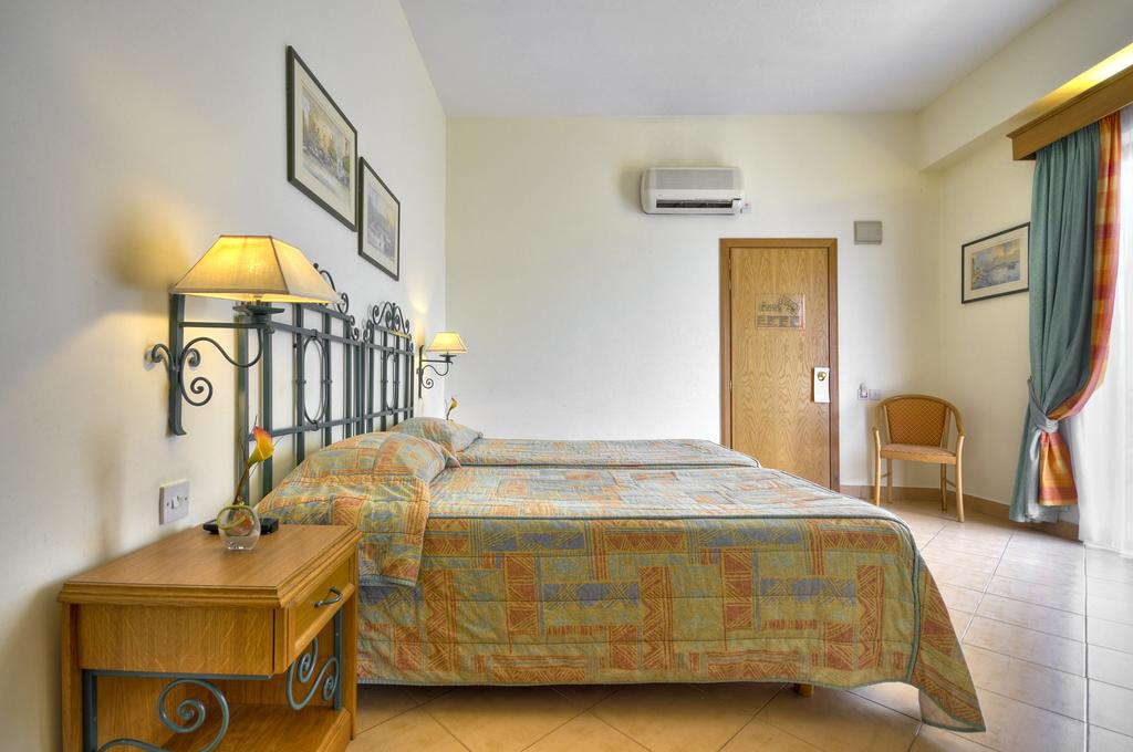 cheap resort hotels to Spend holiday with family