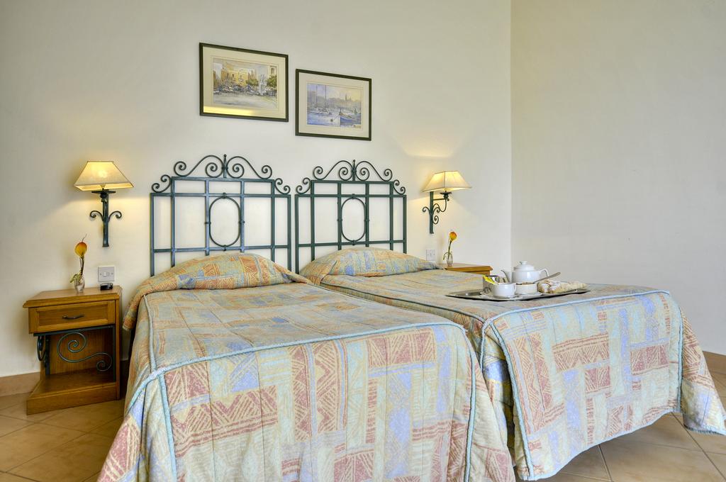cheap resort hotels to Spend holiday with family