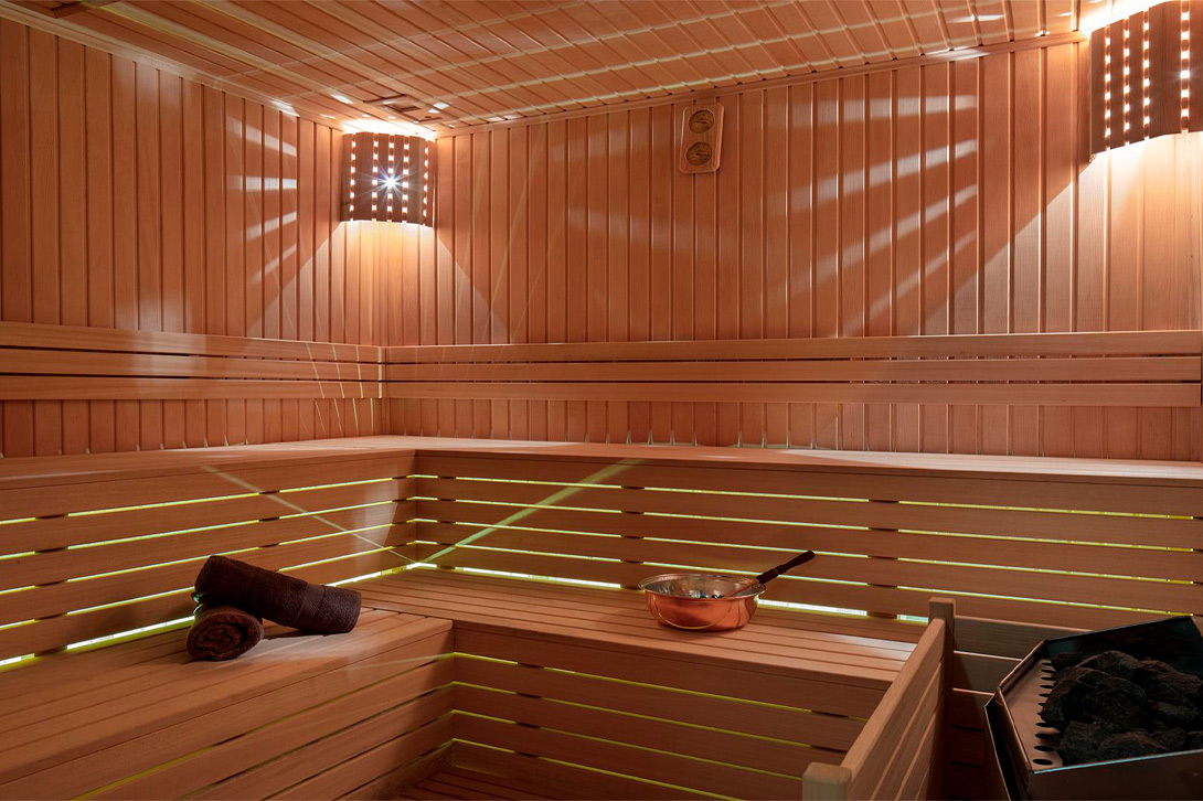 cheap resort hotels to Spend holiday with family