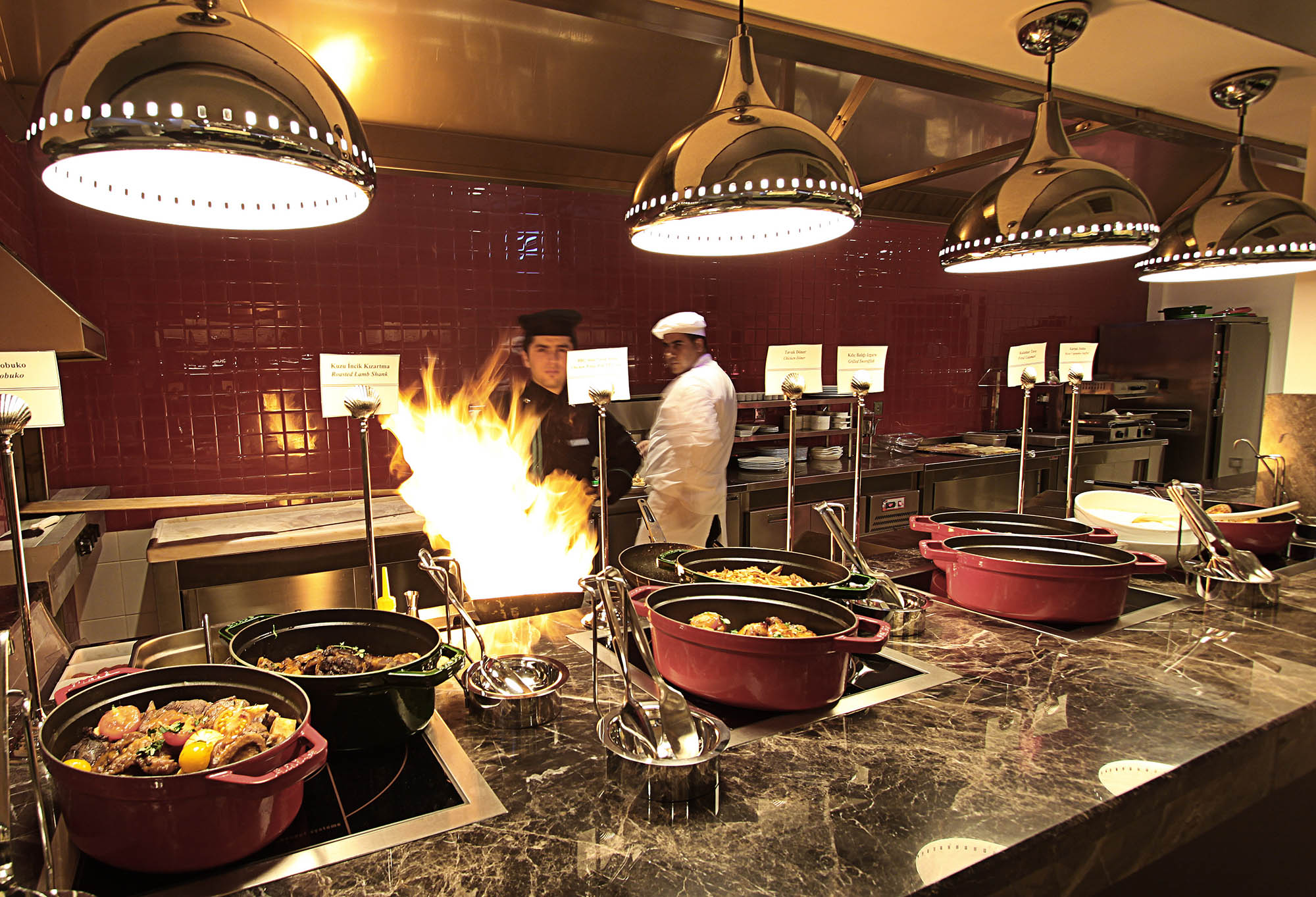 Fabulous drinks and dining!