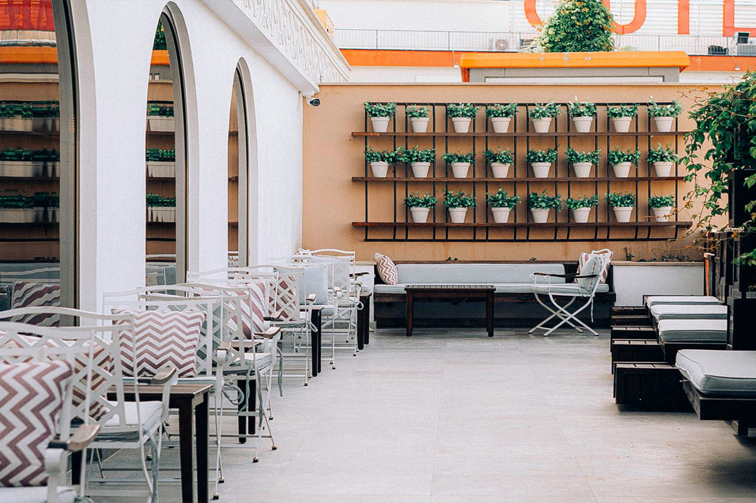 cheap resort hotels to Spend holiday with family