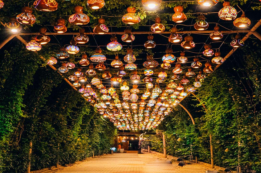 cheap resort hotels to Spend holiday with family