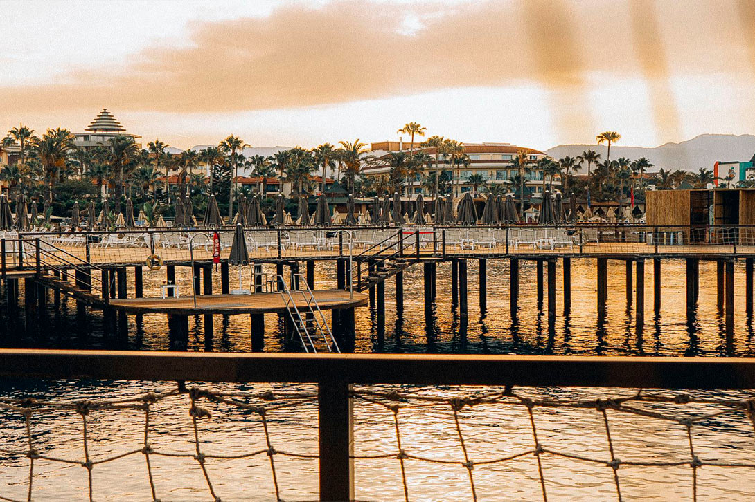 cheap resort hotels to Spend holiday with family