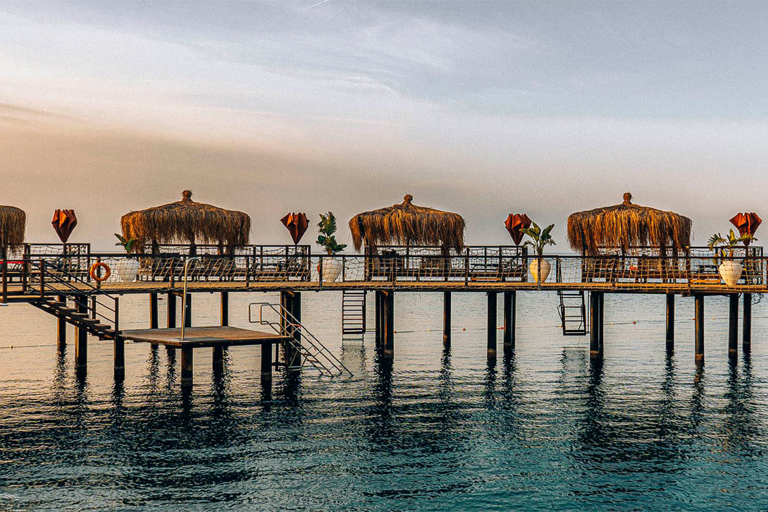 cheap resort hotels to Spend holiday with family