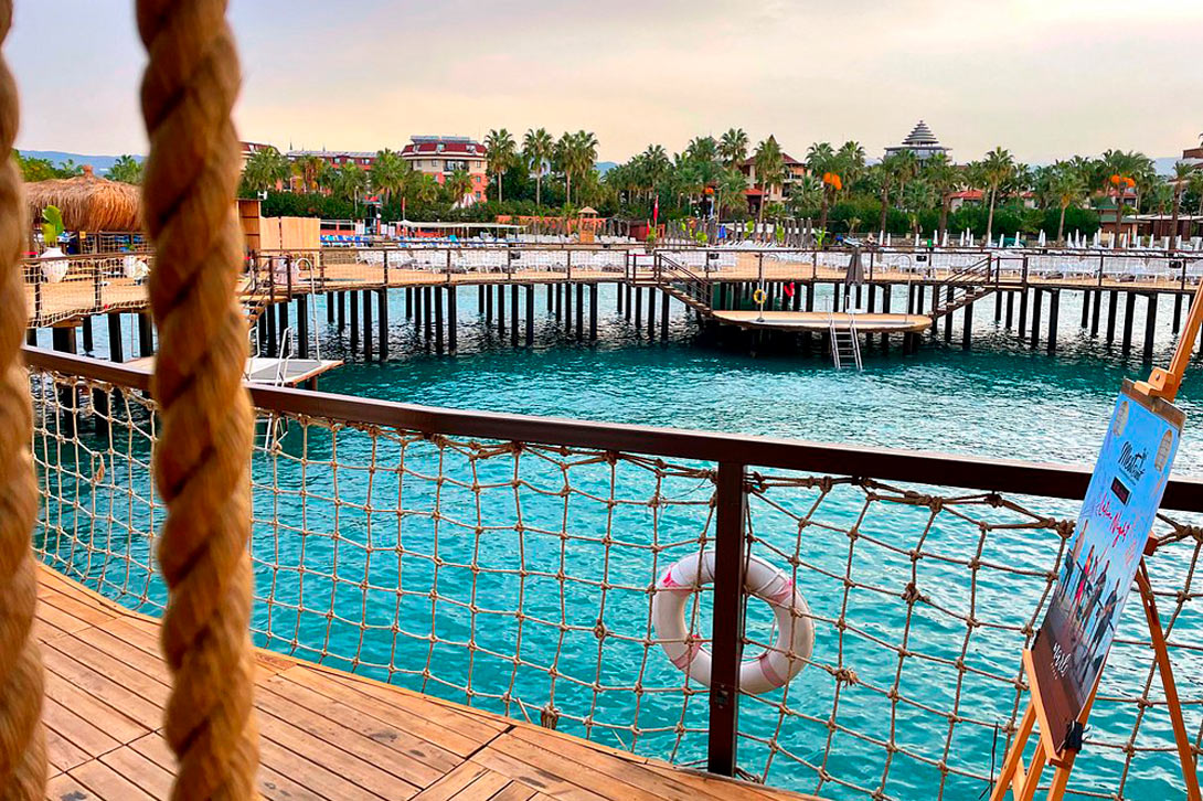 cheap resort hotels to Spend holiday with family