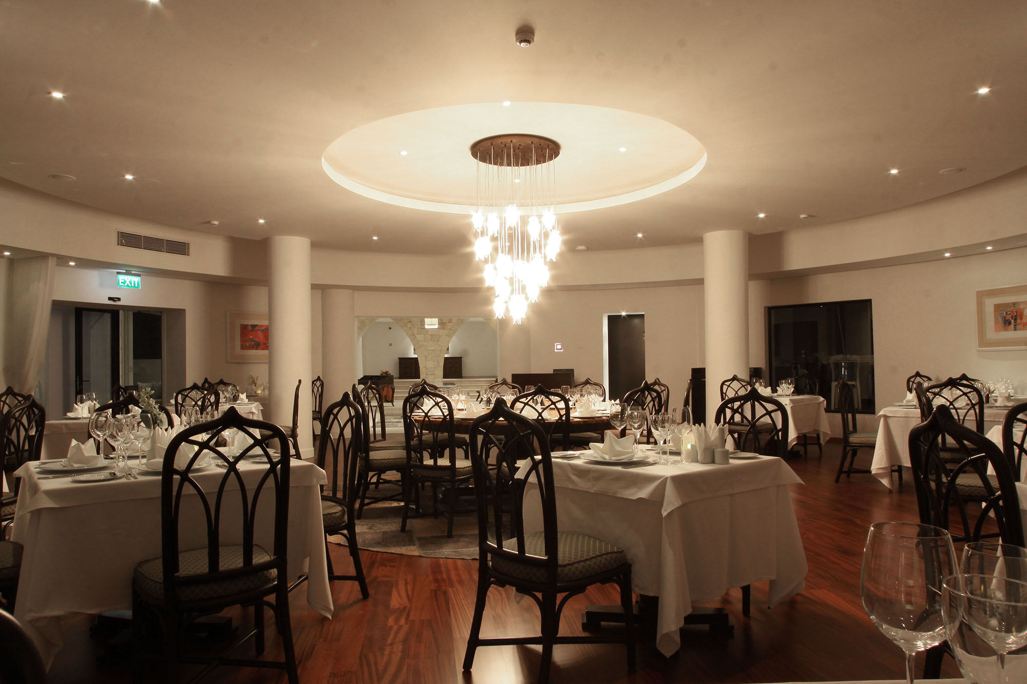 cheap resort hotels to Spend holiday with family