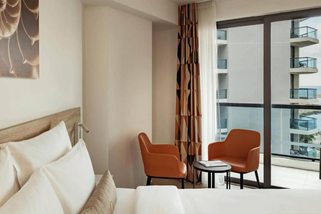 comfort side seaview bedroom sitting odycy