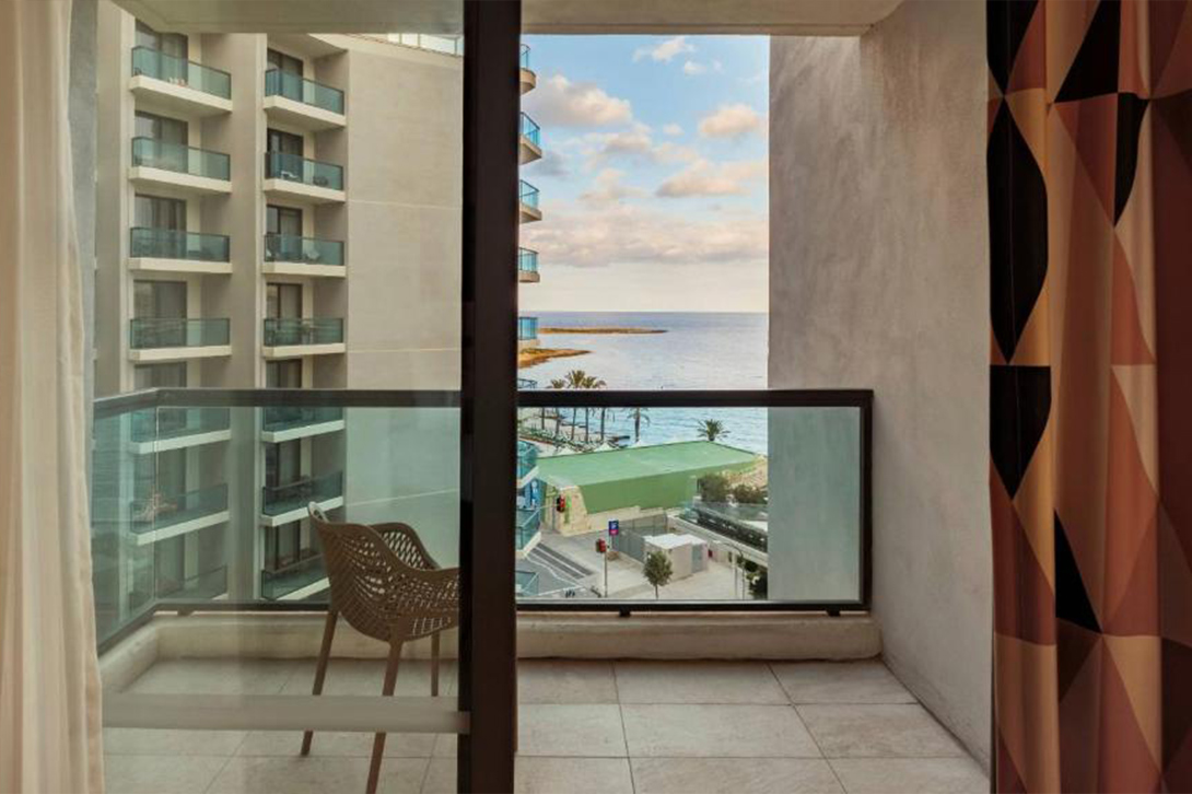cheap resort hotels to Spend holiday with family