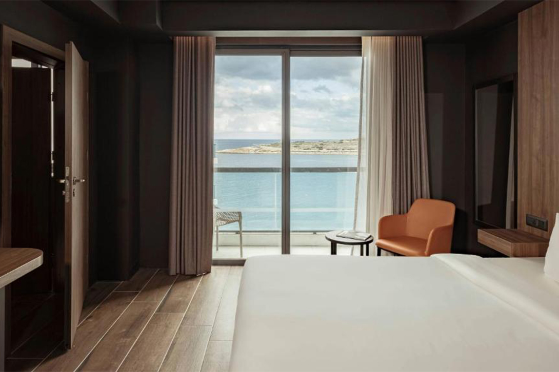 cheap resort hotels to Spend holiday with family