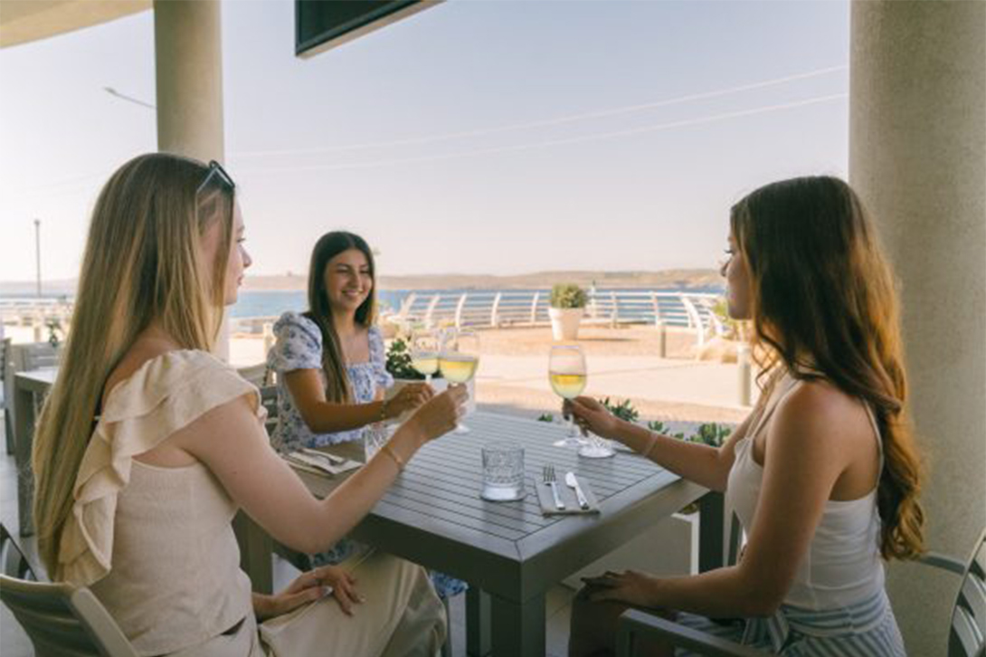 cheap resort hotels to Spend holiday with family