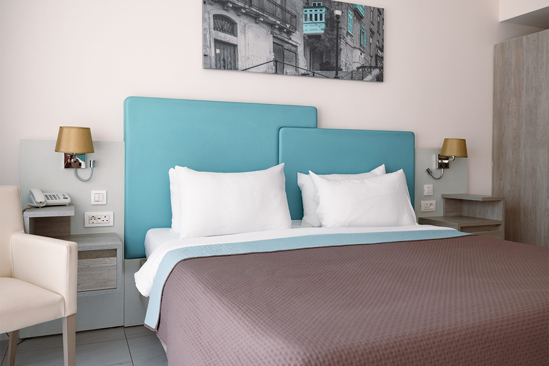 cheap resort hotels to Spend holiday with family