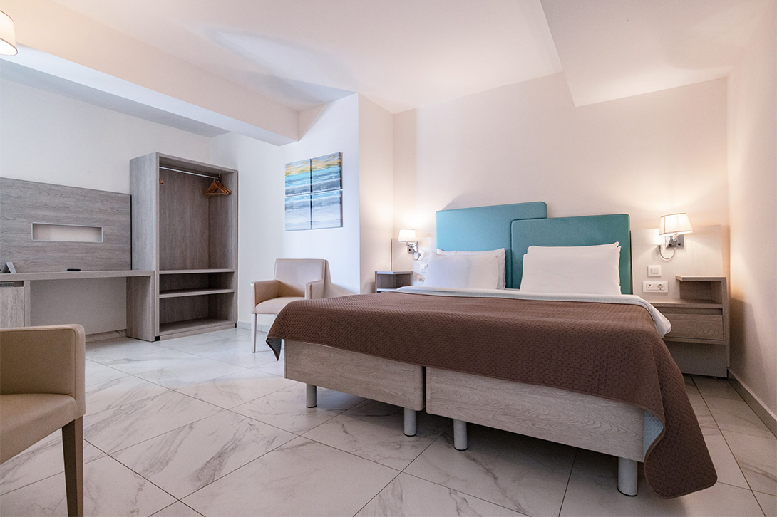 cheap resort hotels to Spend holiday with family