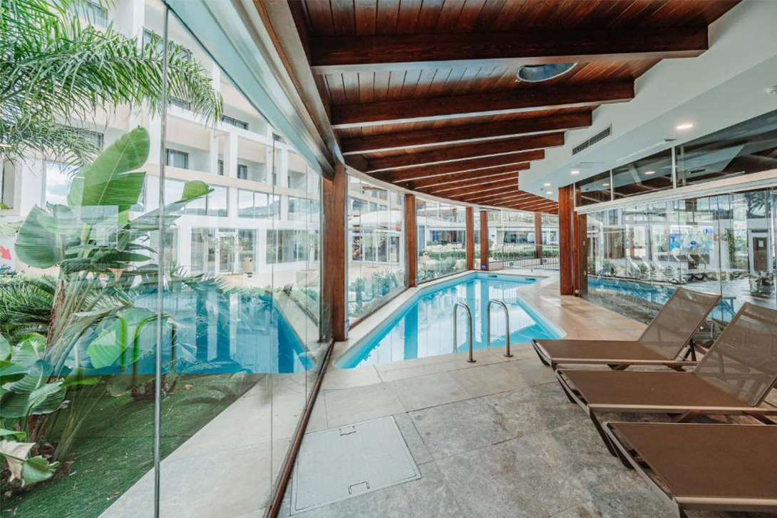 cheap resort hotels to Spend holiday with family