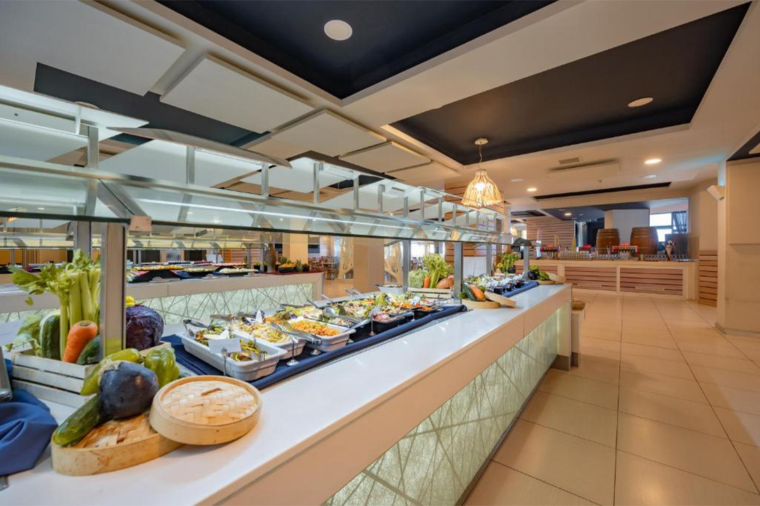 cheap resort hotels to Spend holiday with family