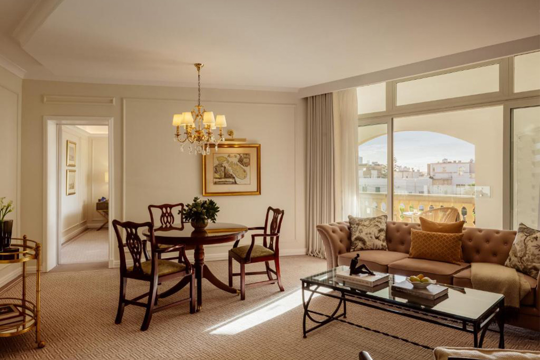 cheap resort hotels to Spend holiday with family