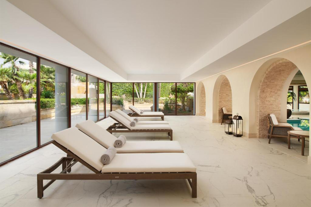 cheap resort hotels to Spend holiday with family