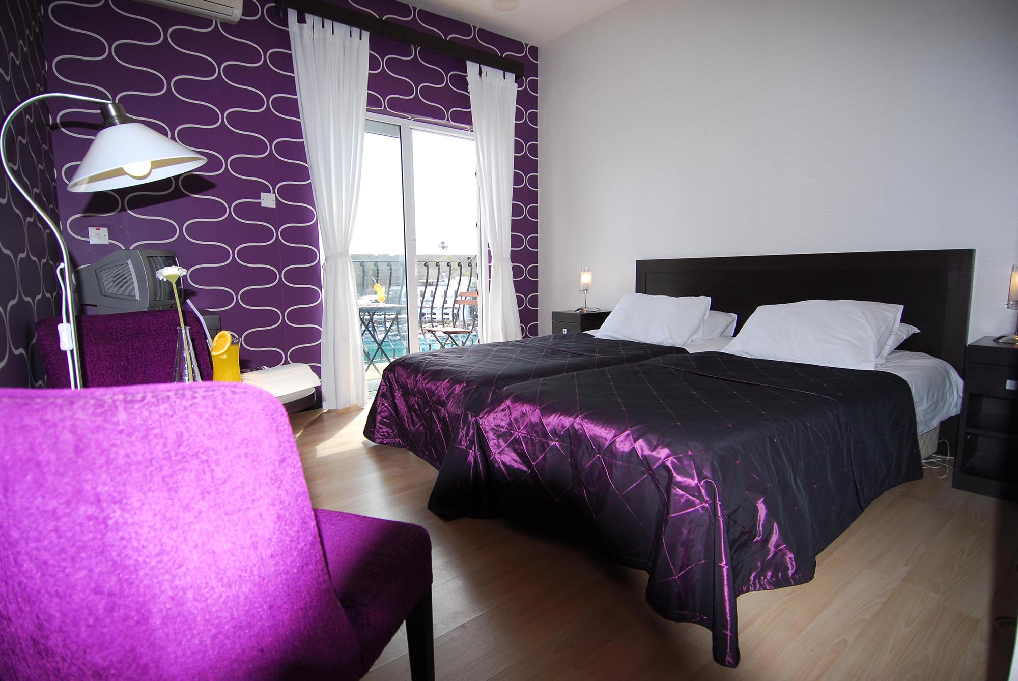 cheap resort hotels to Spend holiday with family