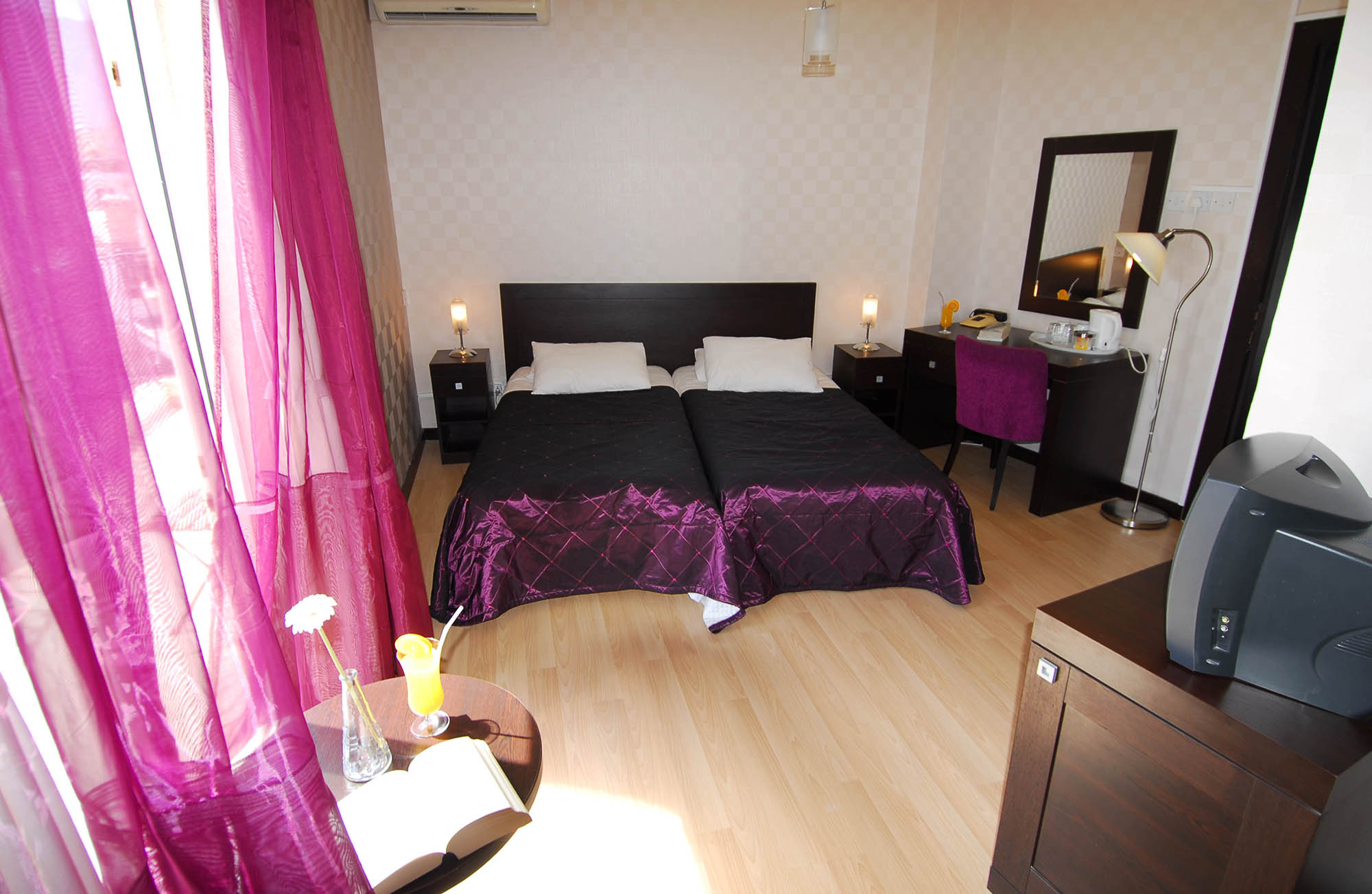 cheap resort hotels to Spend holiday with family