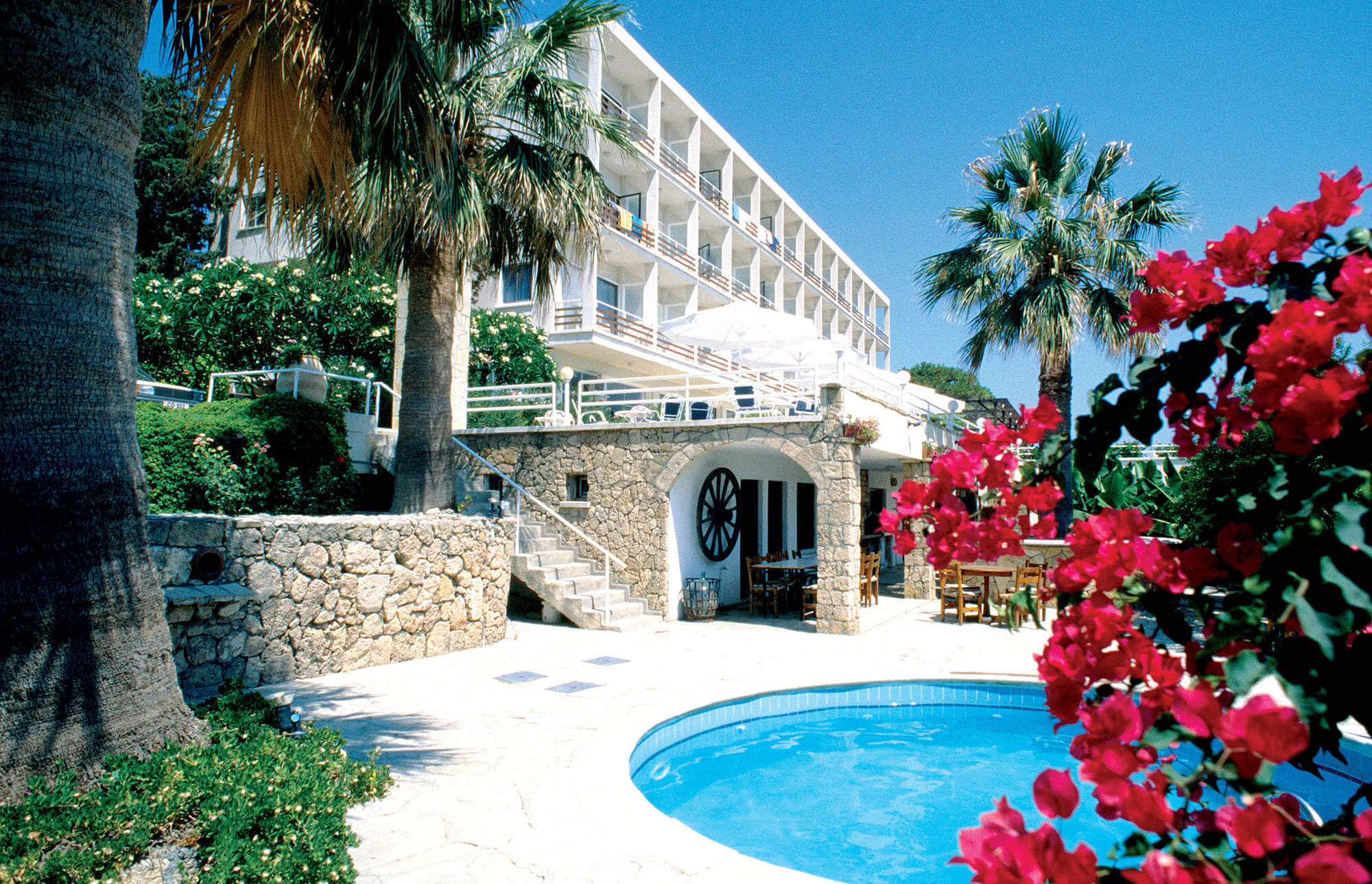 denizkizi hotel outside jacuzzi