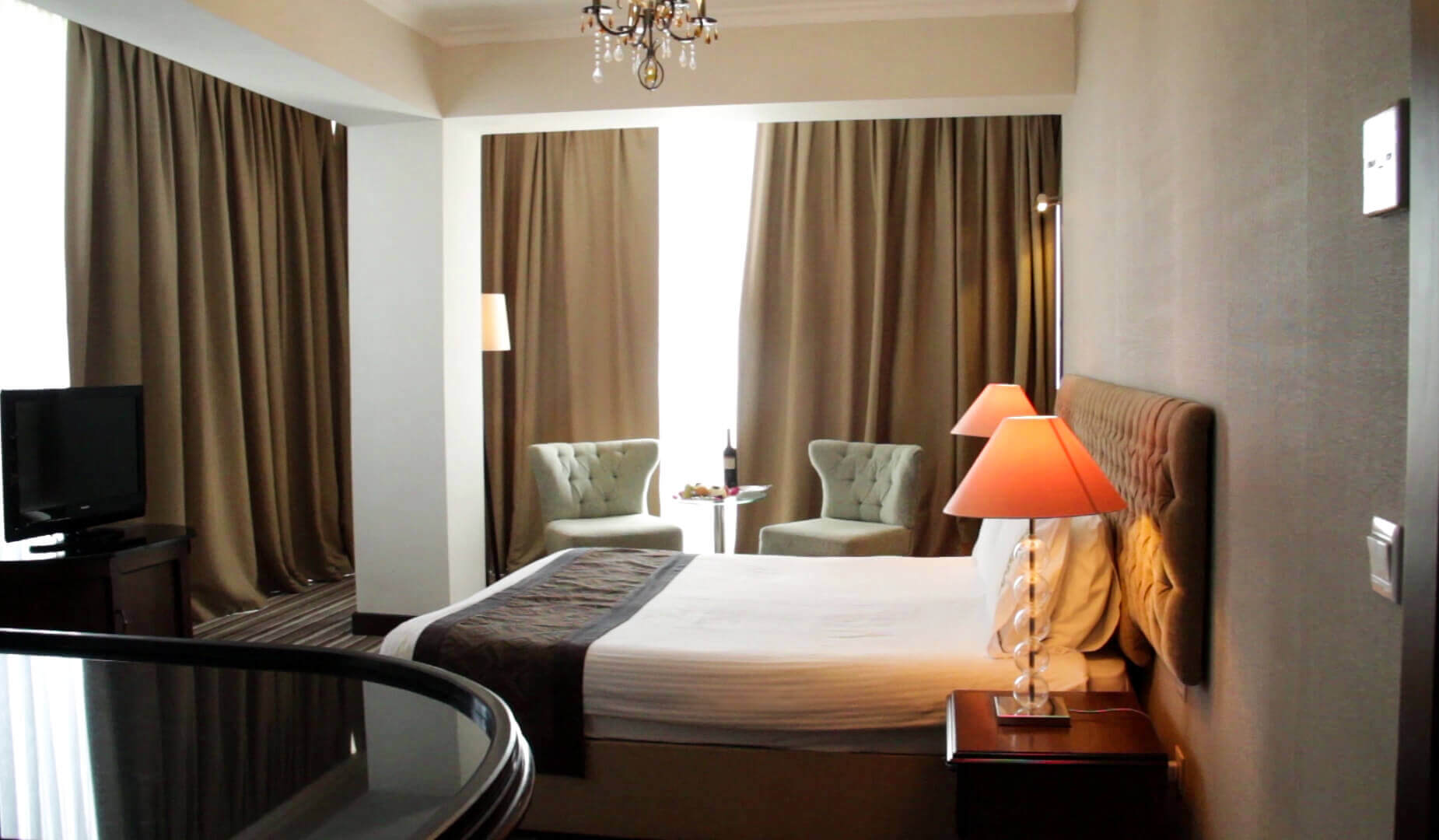 cheap resort hotels to Spend holiday with family