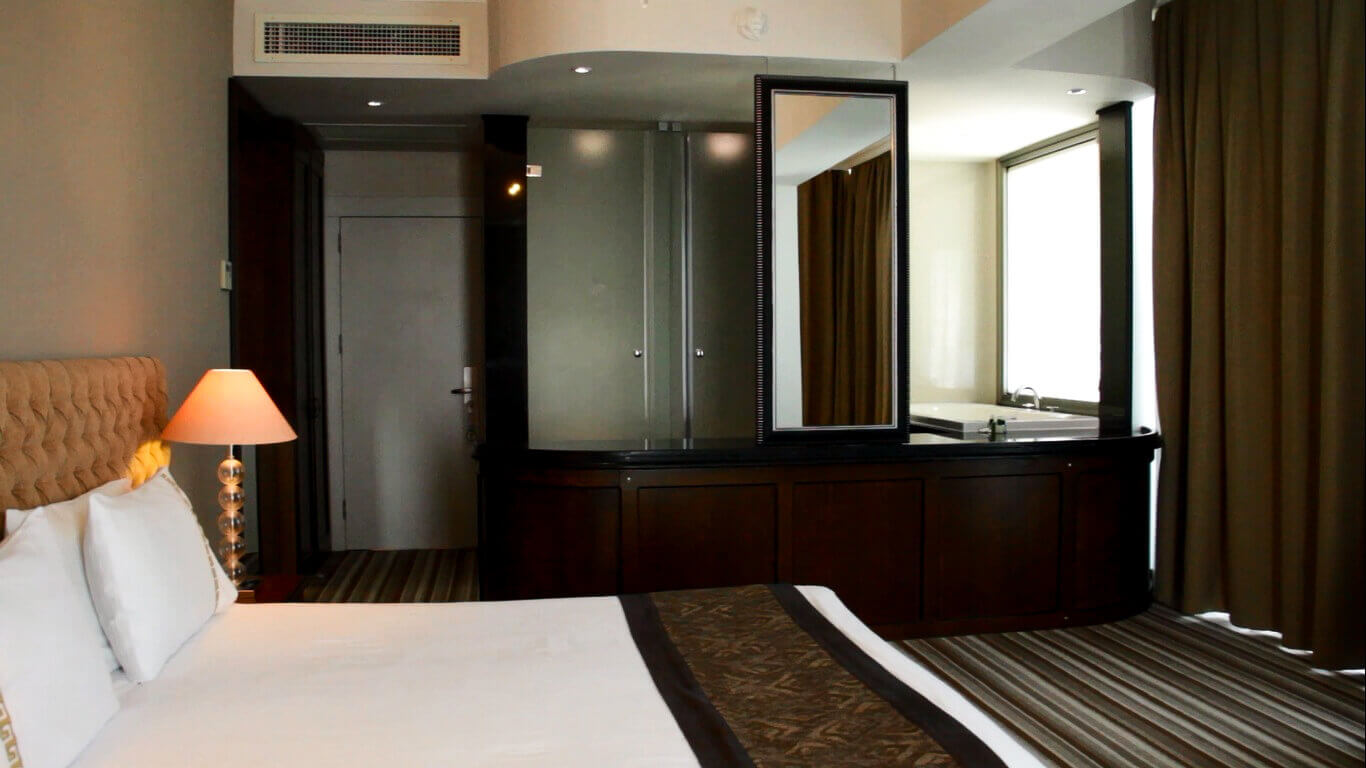 cheap resort hotels to Spend holiday with family