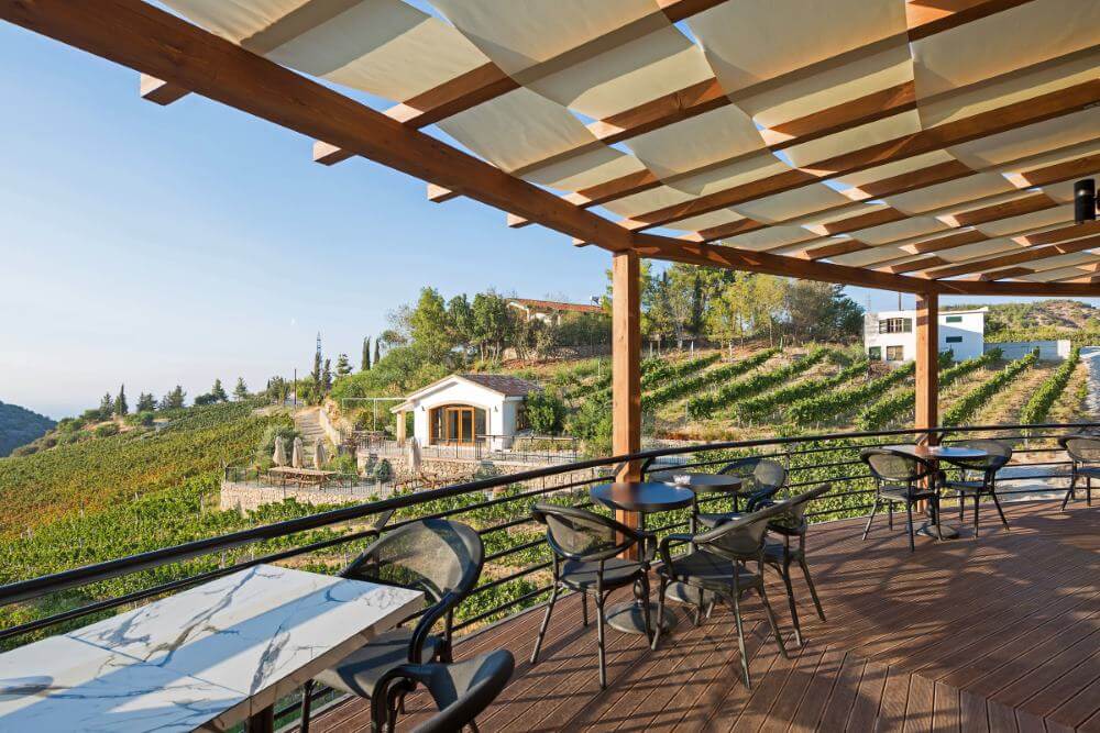 cheap resort hotels to Spend holiday with family