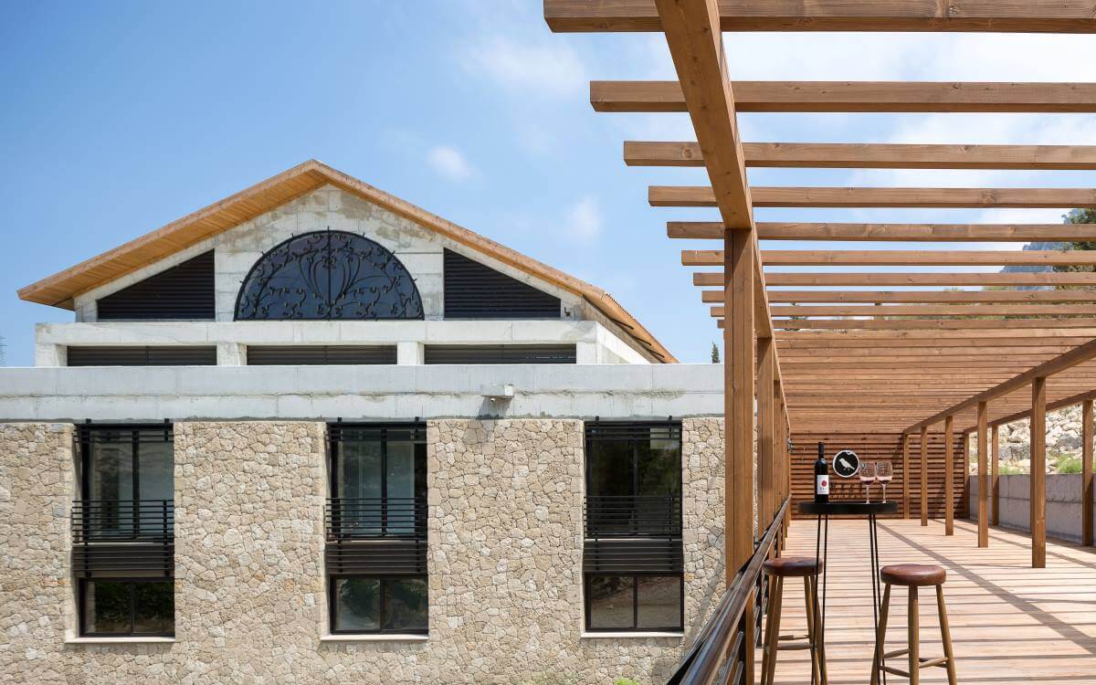 cheap resort hotels to Spend holiday with family