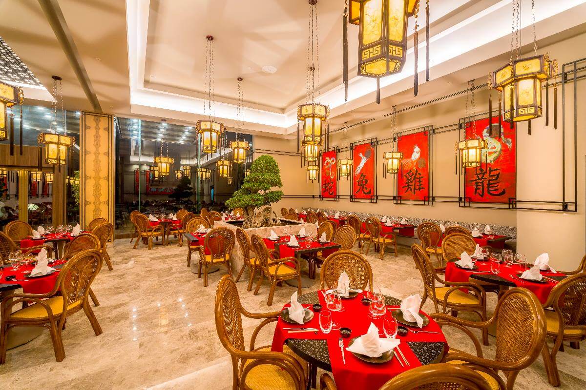 cheap resort hotels to Spend holiday with family