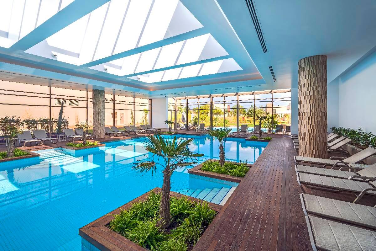 cheap resort hotels to Spend holiday with family