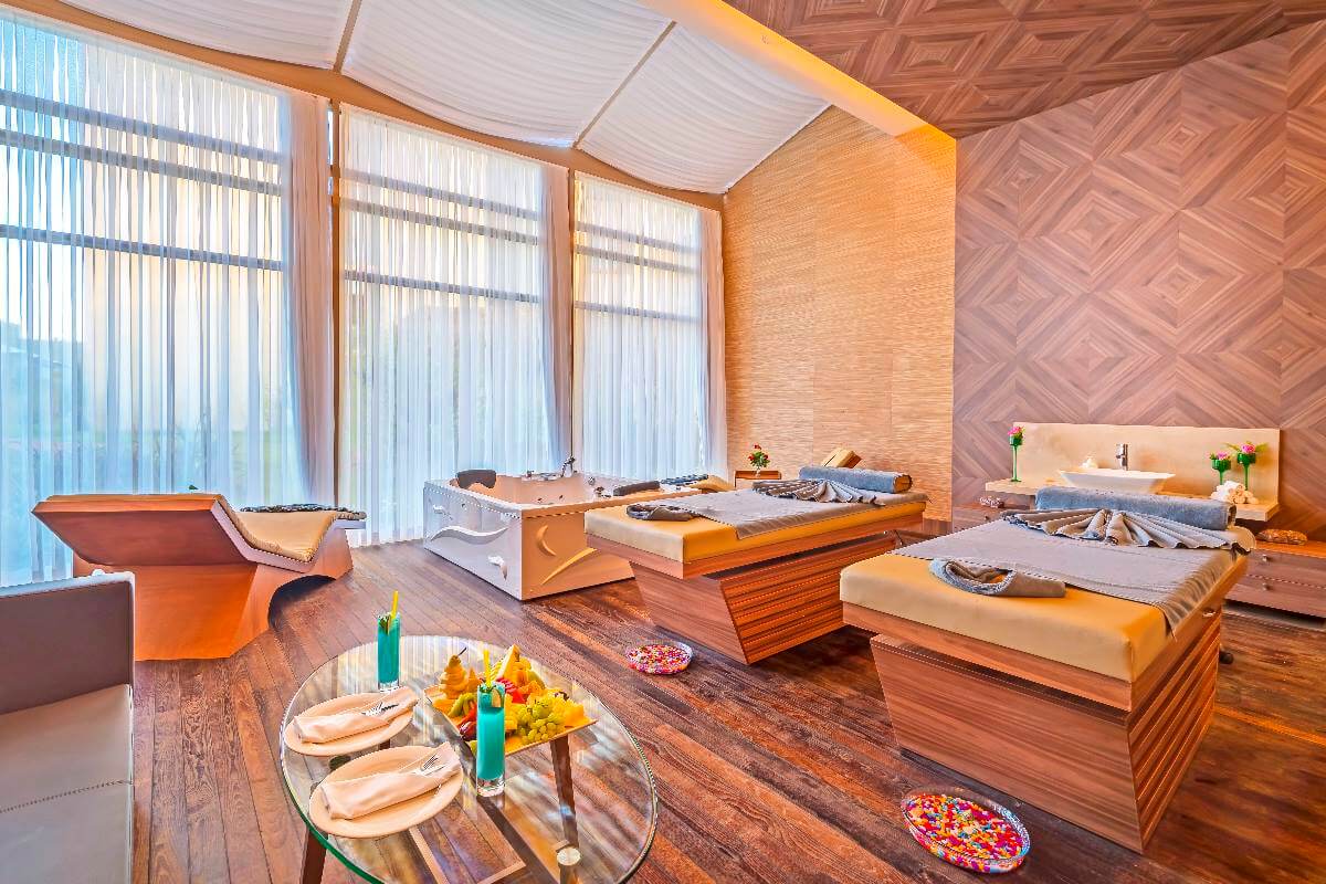 cheap resort hotels to Spend holiday with family