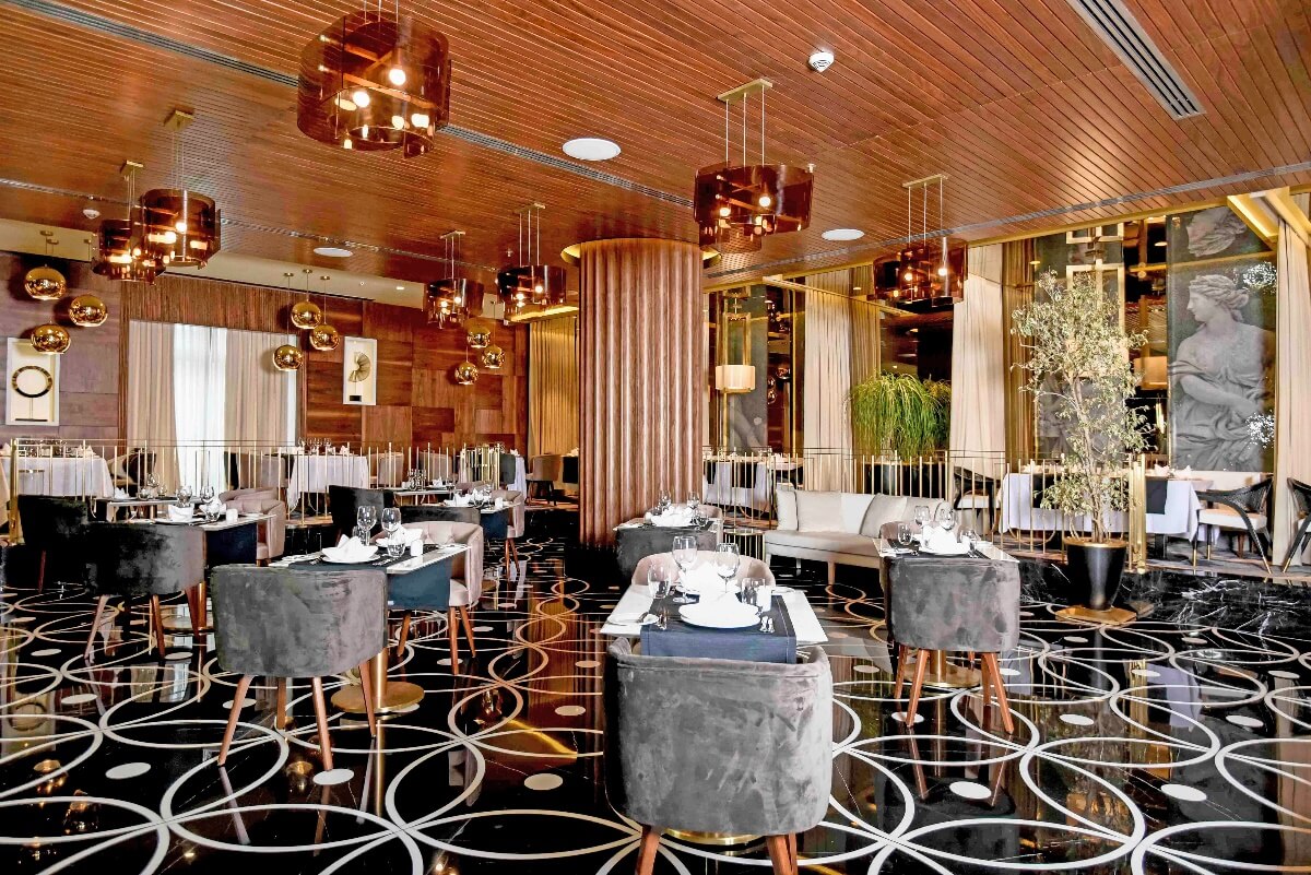 cheap resort hotels to Spend holiday with family