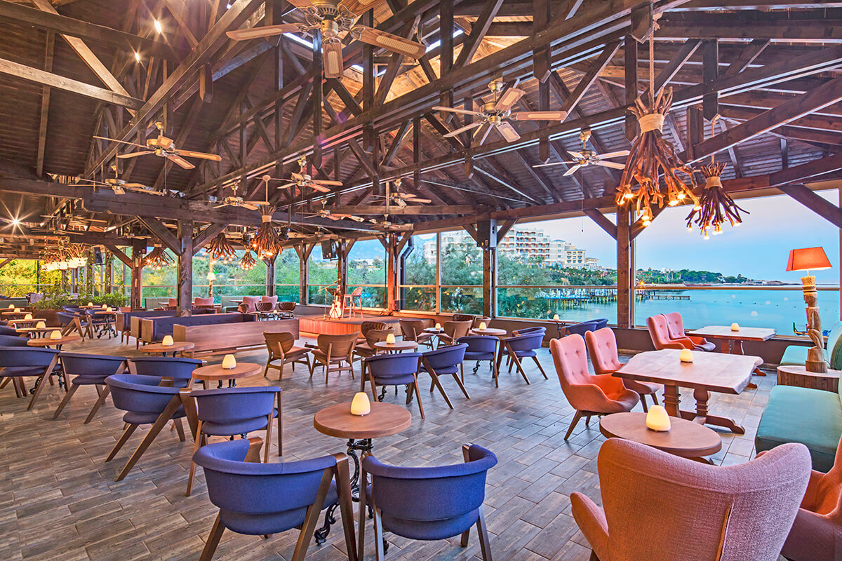 cheap resort hotels to Spend holiday with family