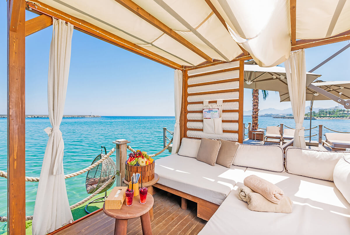 cheap resort hotels to Spend holiday with family