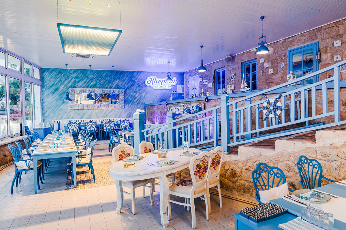 cheap resort hotels to Spend holiday with family