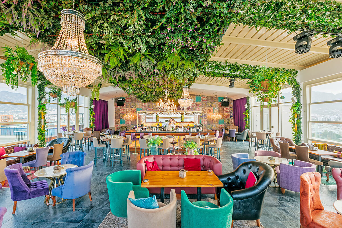 cheap resort hotels to Spend holiday with family