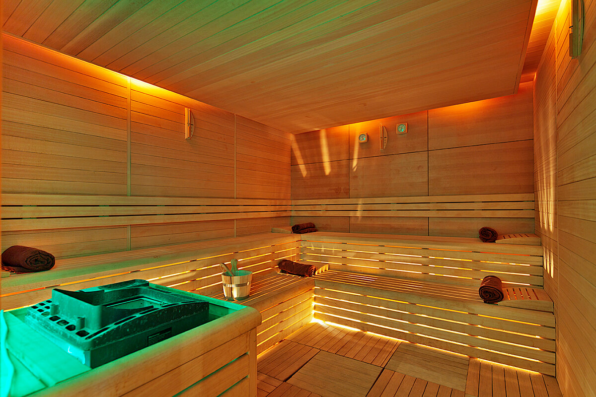 cheap resort hotels to Spend holiday with family