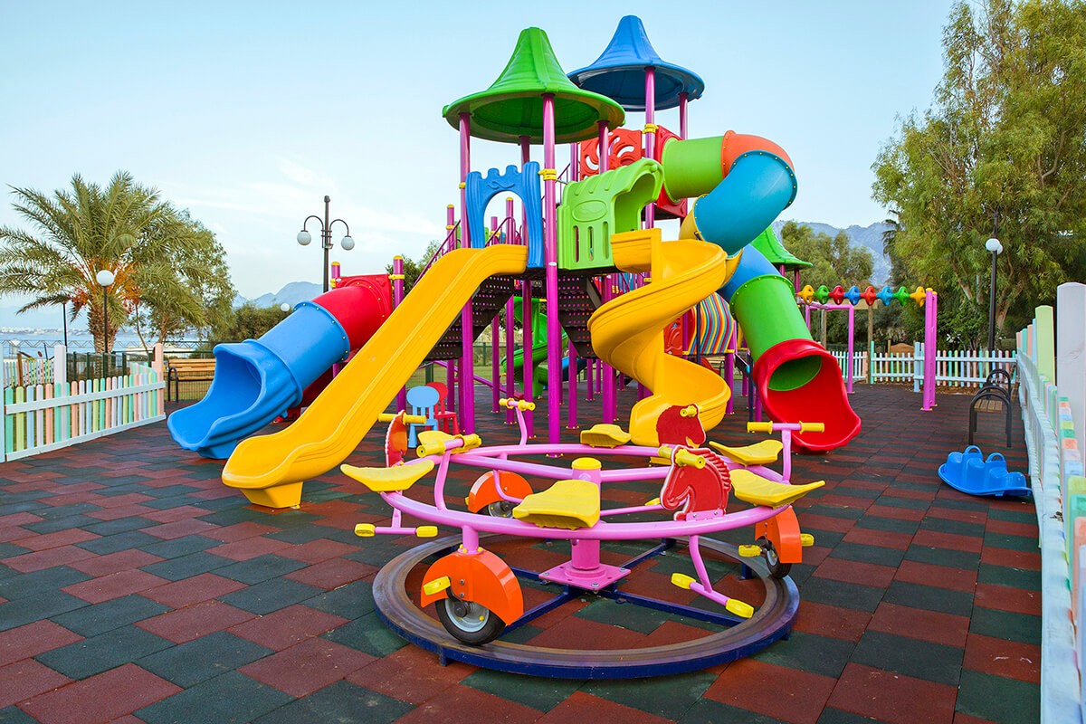 cheap resort hotels to Spend holiday with family